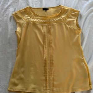 Short sleeve blouse